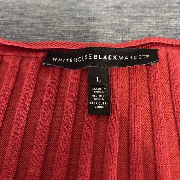 White House Black Market Women’s Size Large Ribbed Burnt Orange V Neck Sweater - Picture 3 of 5